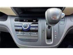 
										Honda Freed 1.5 G full									