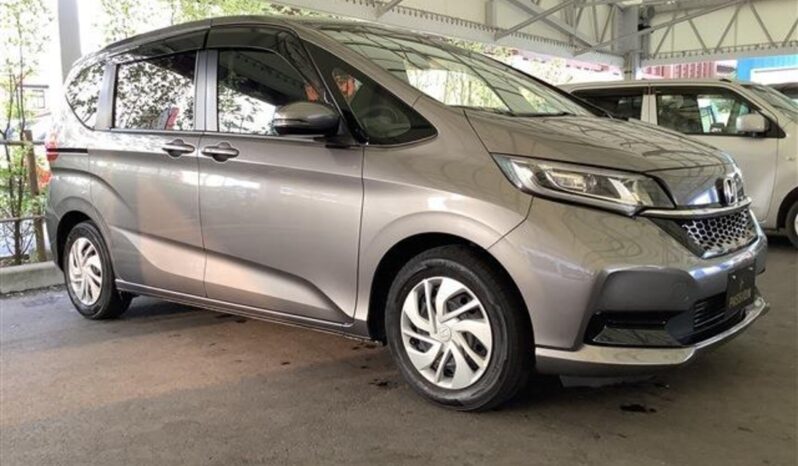 
								Honda Freed 1.5 G full									