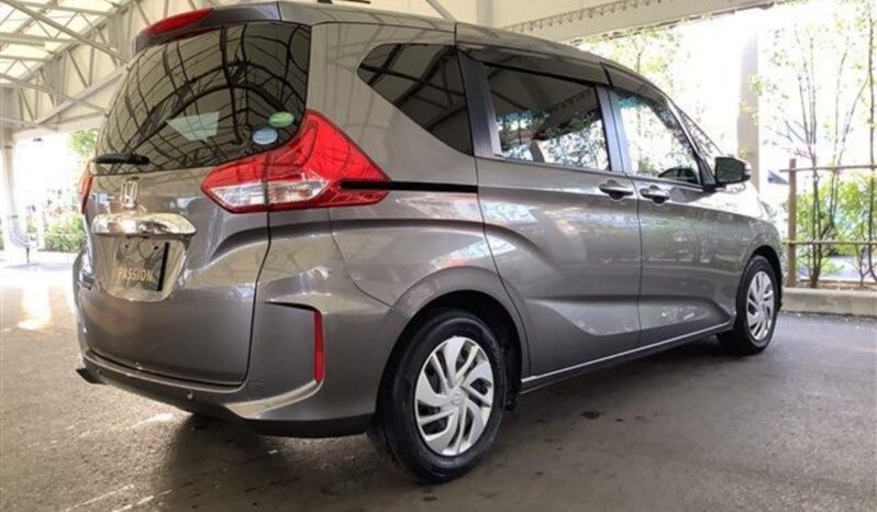 
								Honda Freed 1.5 G full									
