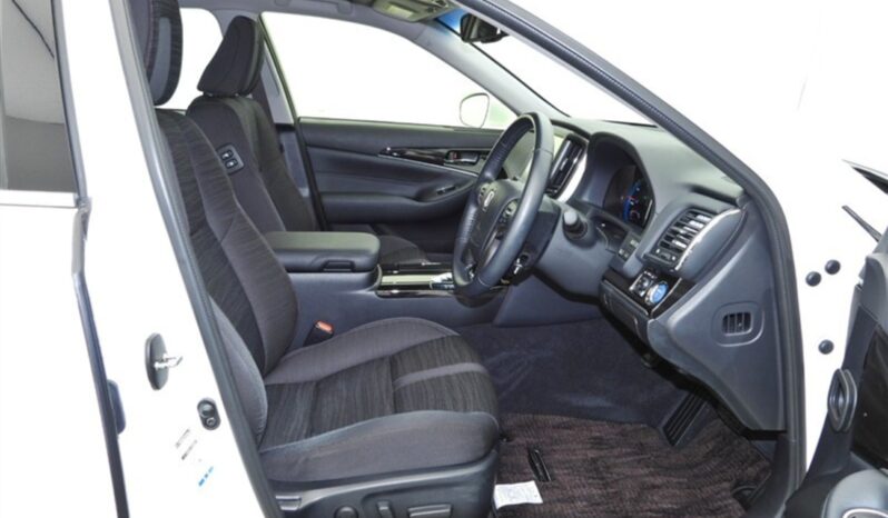 
								Toyota Crown Athlete full									