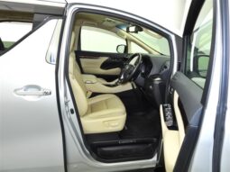
										Toyota Alphard 3.5GF 4WD full									