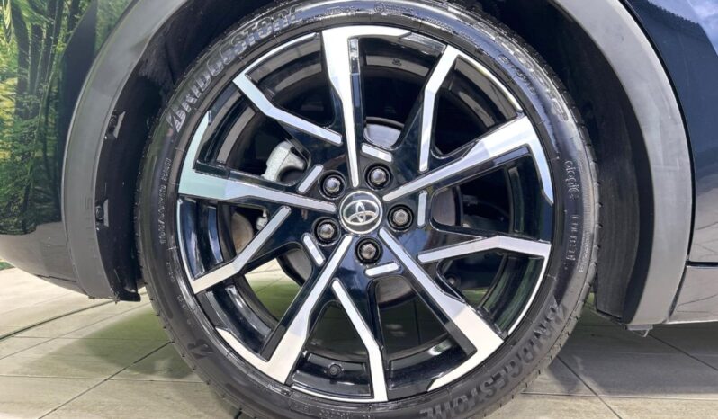 
								Toyota Prius Hybrid G full									