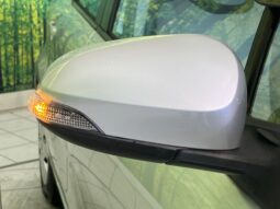 
										Toyota Aqua 1.5 L full									
