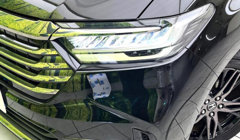 
								Honda Odyssey full									