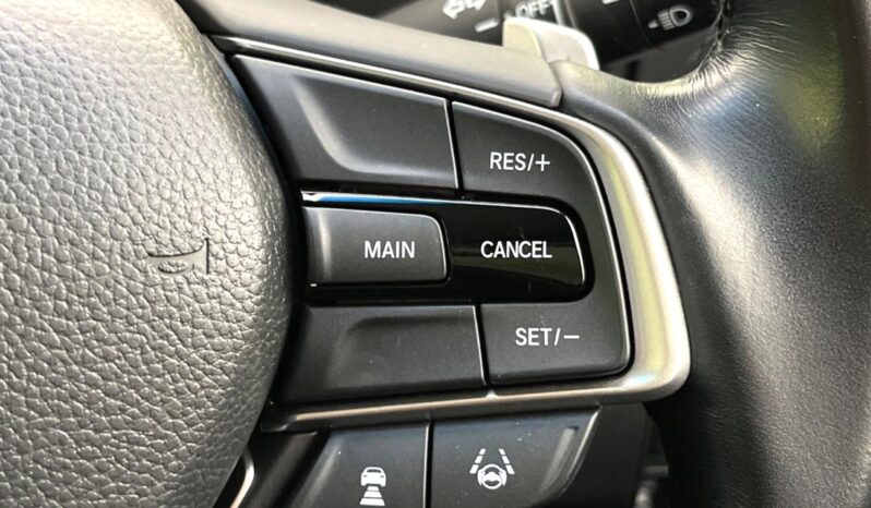
								Honda Odyssey full									