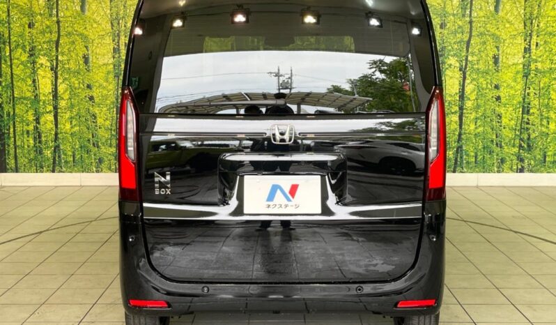 
								Honda N-BOX full									